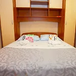 Escape From Center Apartment Makarska