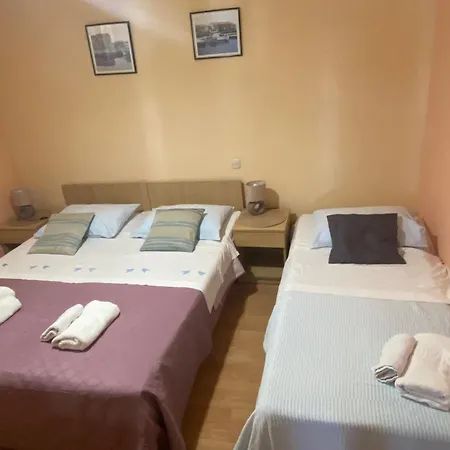 Escape From Center Apartament