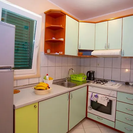 Escape From Center Apartment