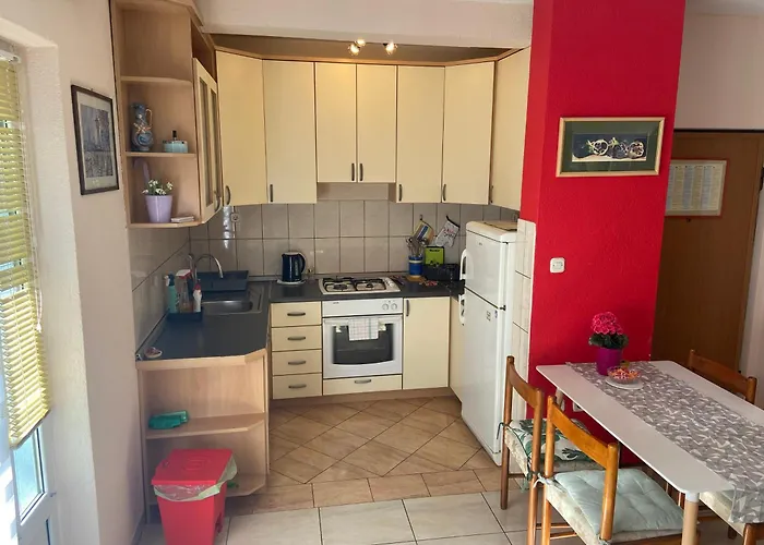 Escape From Center Apartament