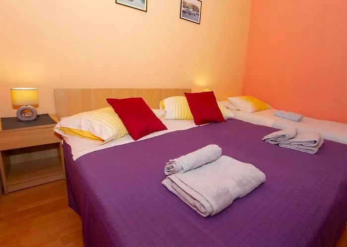 Escape From Center Apartament Makarska