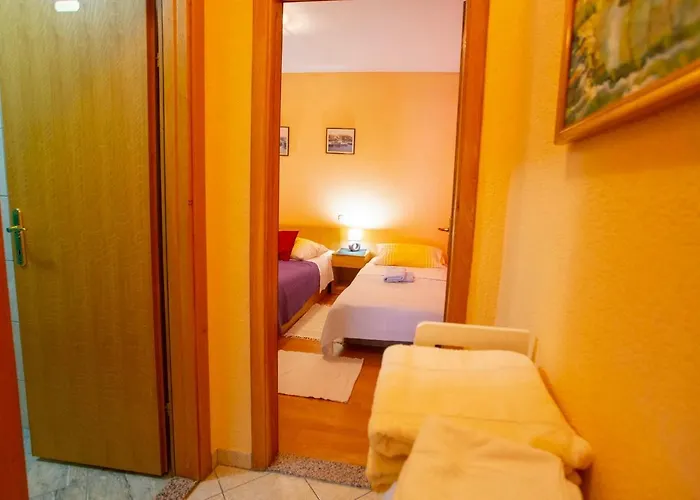 Apartament Escape From Center *