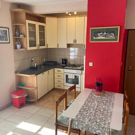 Apartment Escape From Center Makarska