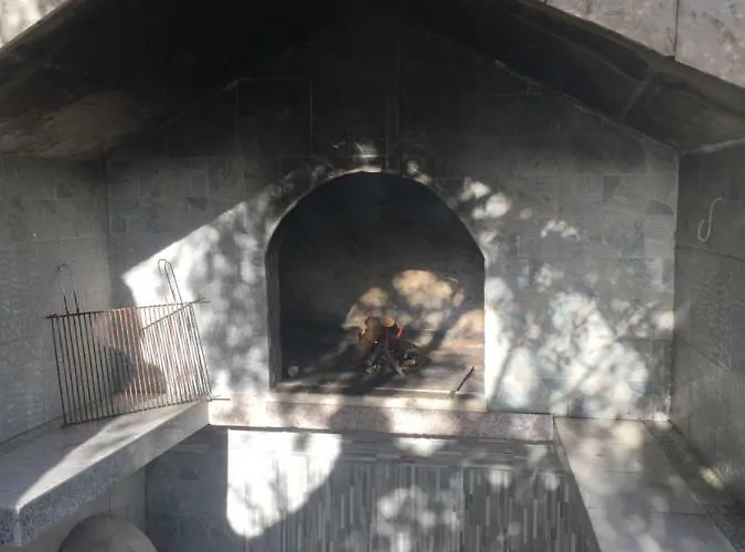 Escape From Center Apartment *