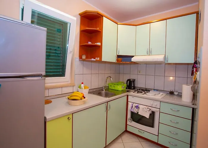 Escape From Center Apartment