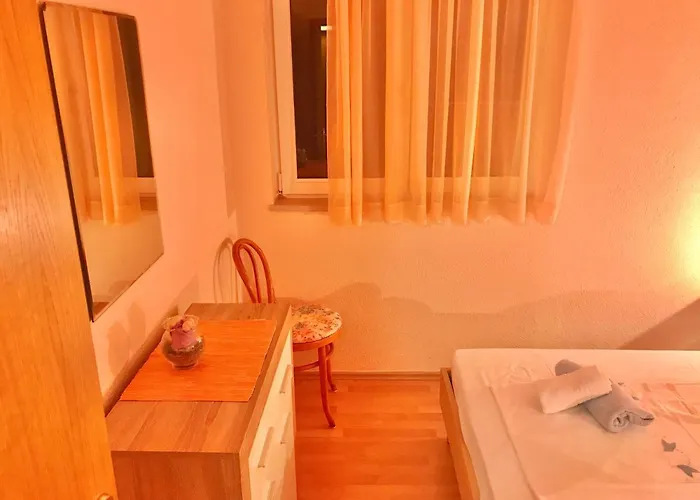 Escape From Center *